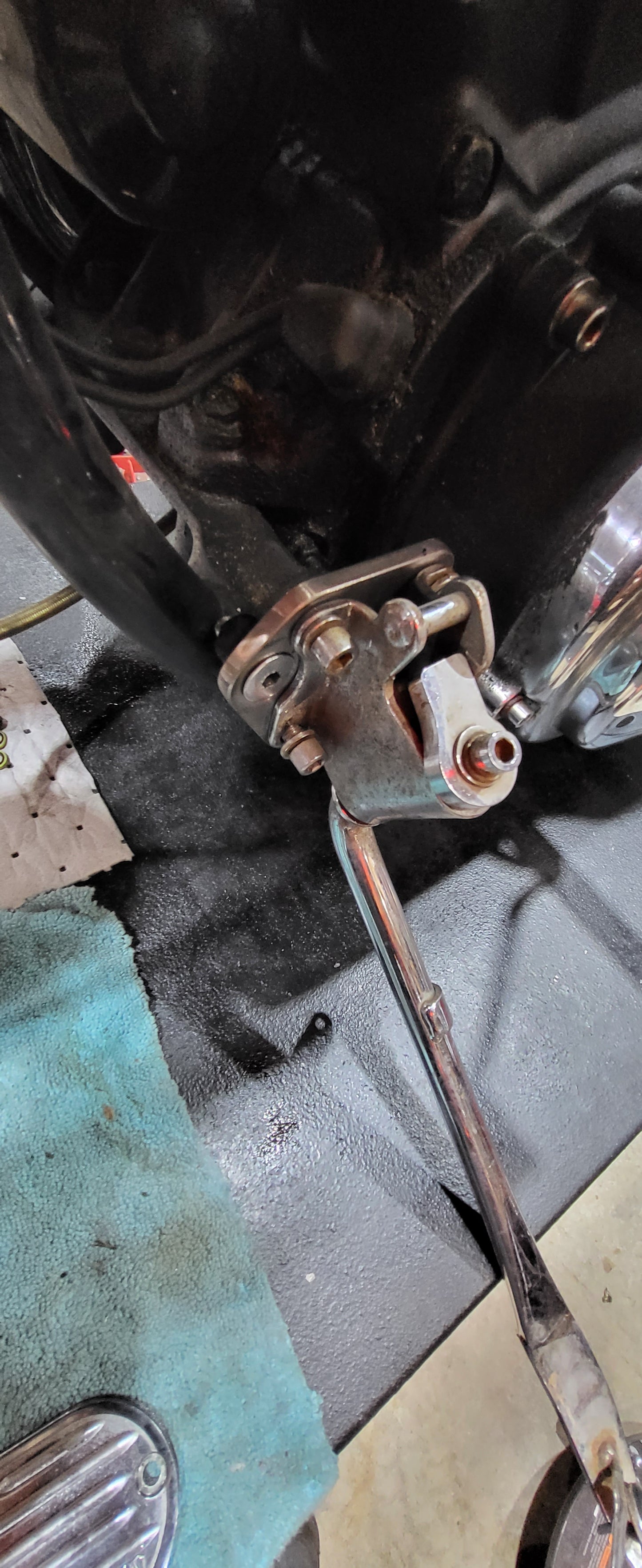 Kickstand mounting plate.