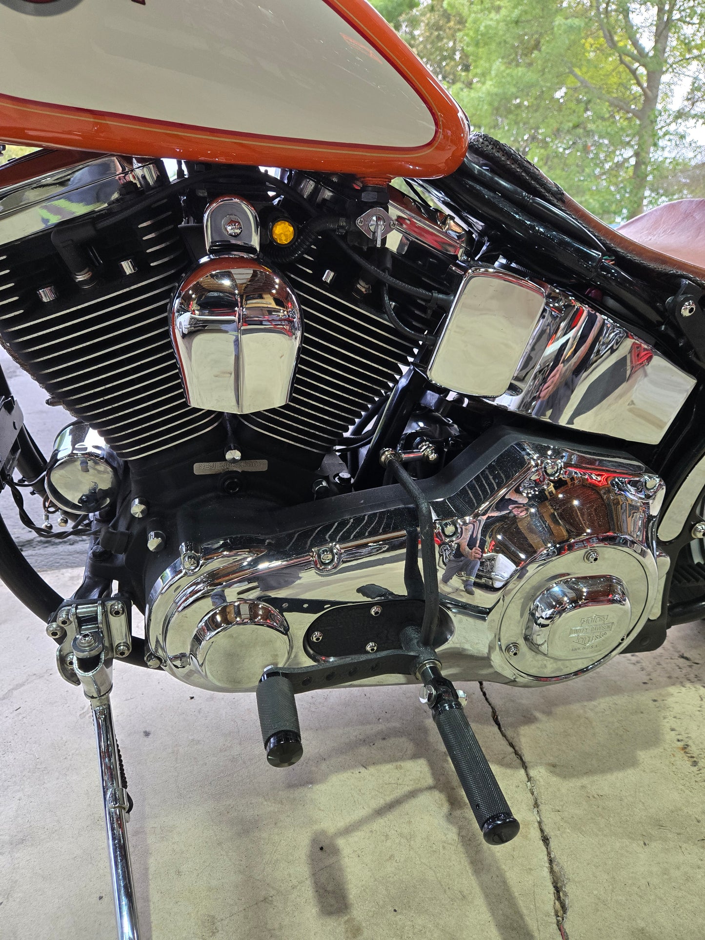 Stainless steel Mid controls for all big twins with 5 or 6  speed trans with oval inspection primary cover.