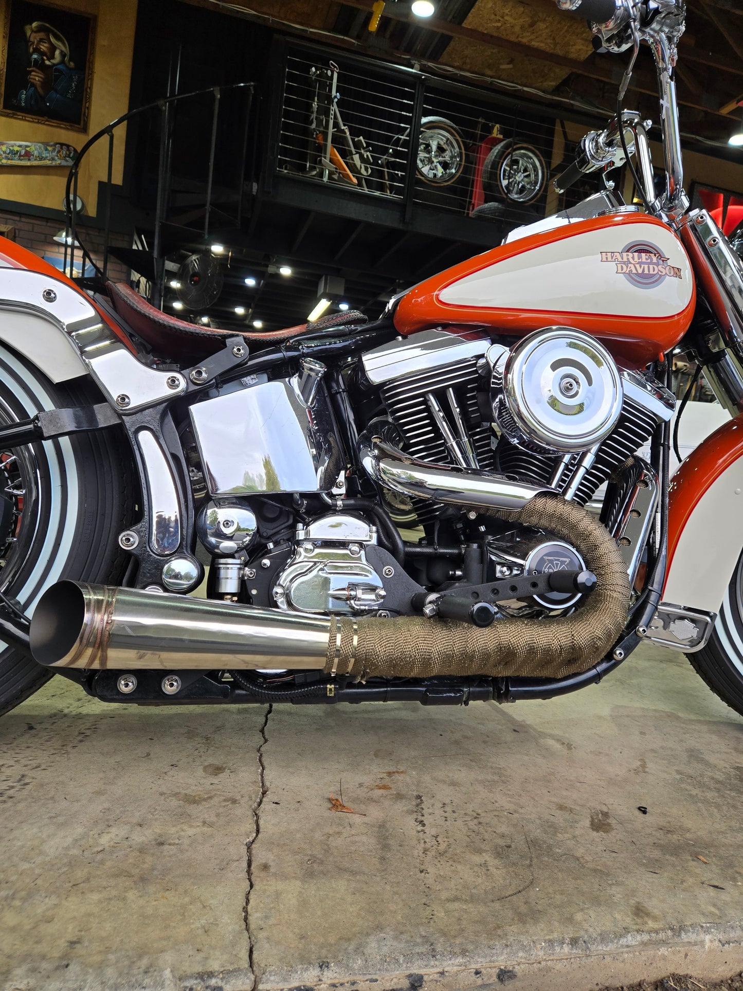 Stainless steel Mid controls for all big twins with 5 or 6  speed trans with oval inspection primary cover.